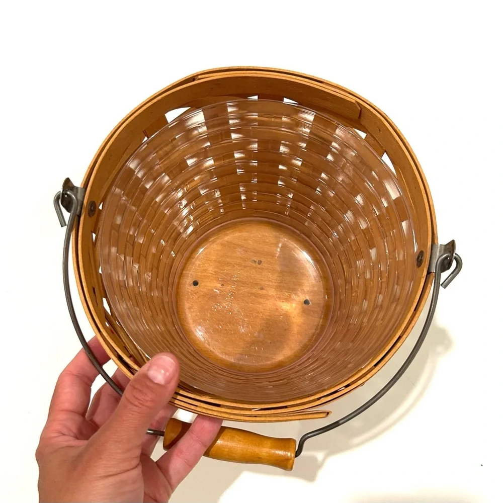 Longaberger Vintage 2002 Handwoven Classic Pail Handle Basket